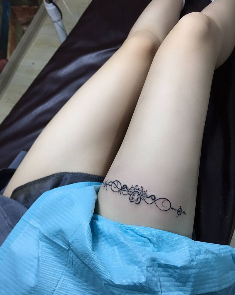 脚环蕾丝纹身图片_脚部纹身图案