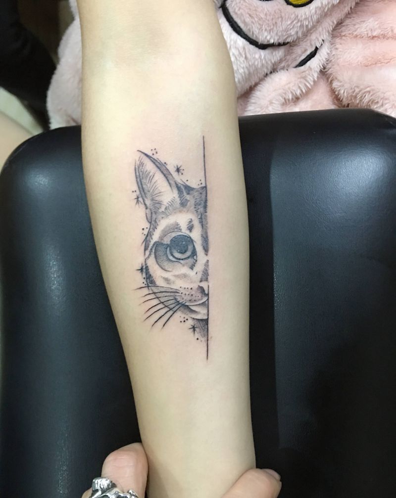 猫纹身图片_手部纹身图案