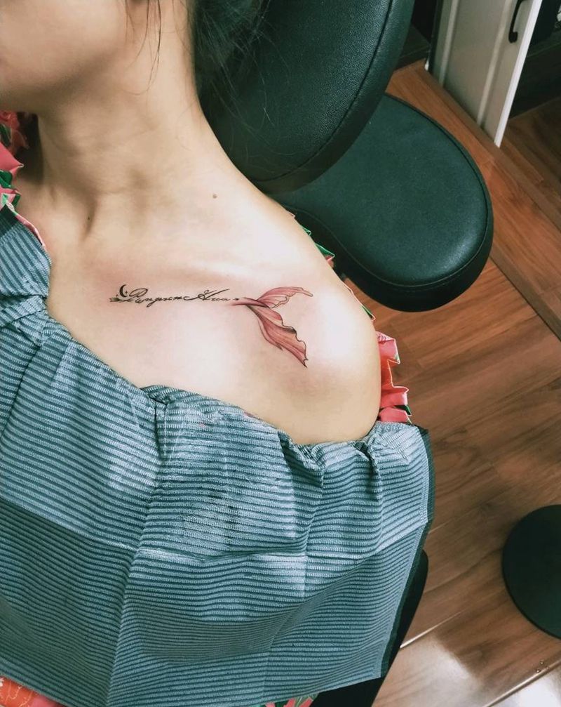 小清晰纹身图片_胸部纹身图案