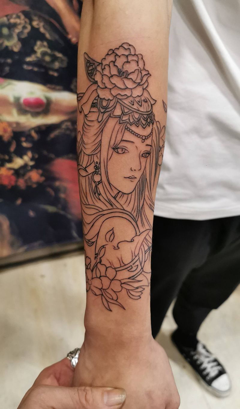 艺妓线条纹身图片_手臂纹身图案