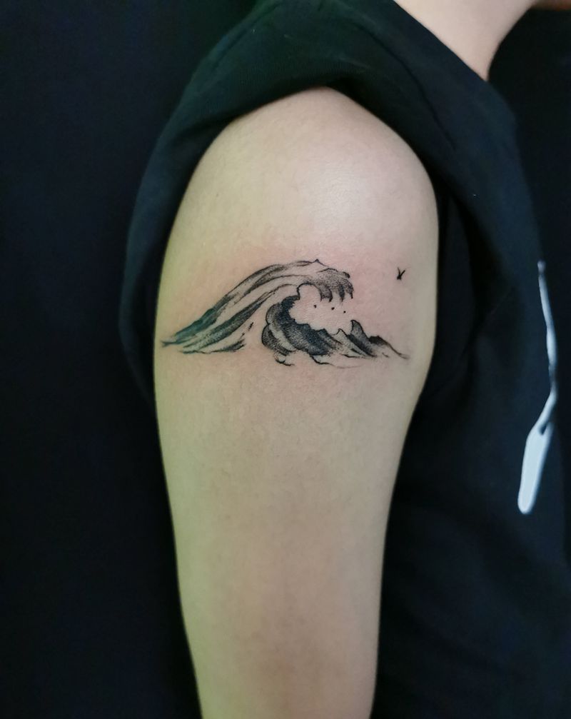海浪纹身图片_手臂纹身图案