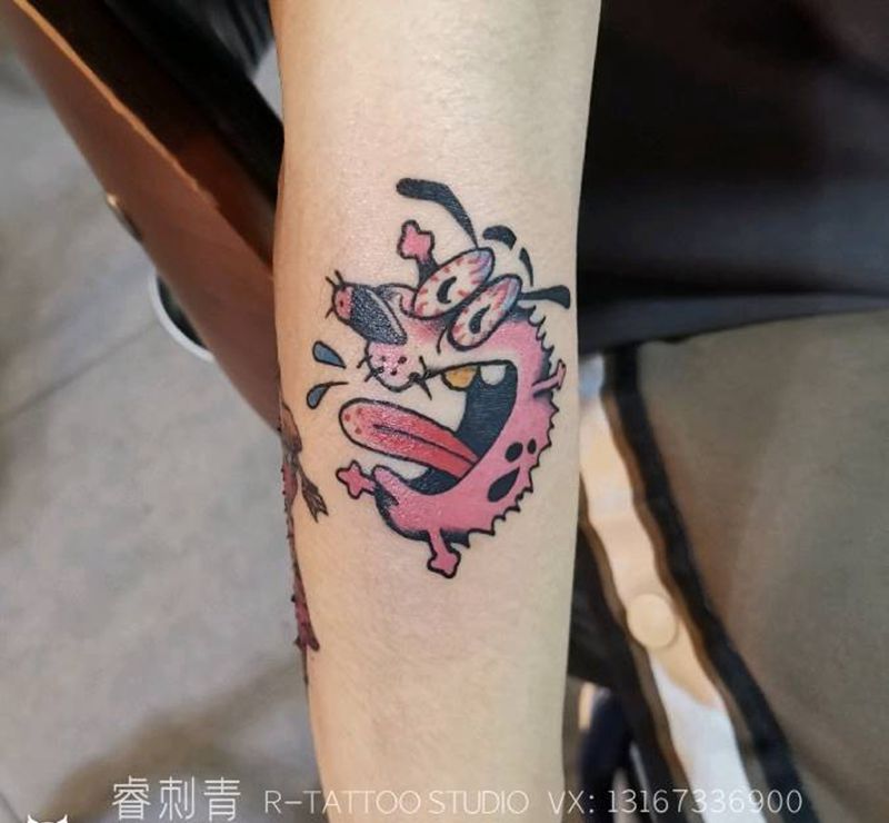 粉红狗纹身图片_手臂Old SchoolNew School纹身图案
