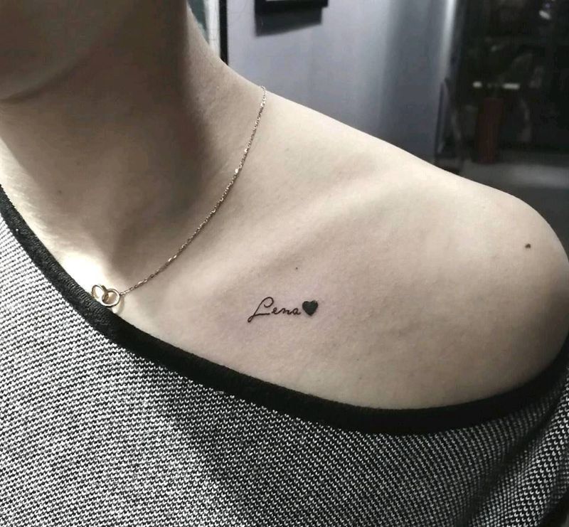 锁骨小清新纹身图片