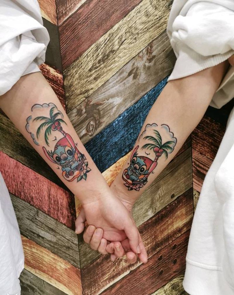 姐妹花纹身图片_手臂纹身图案