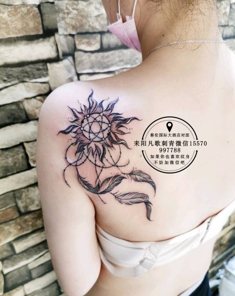 铺梦网纹身图片_肩部纹身图案