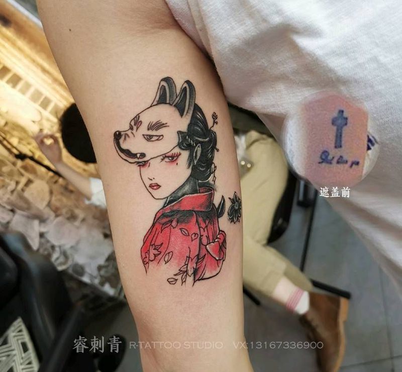 遮盖纹身图片_手臂Old School水彩纹身图案