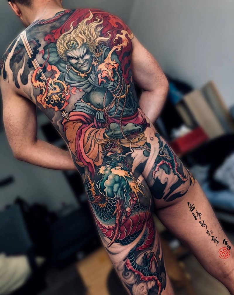 不动明王纹身图片_背部新传统不动明王彩色龙纹身图案