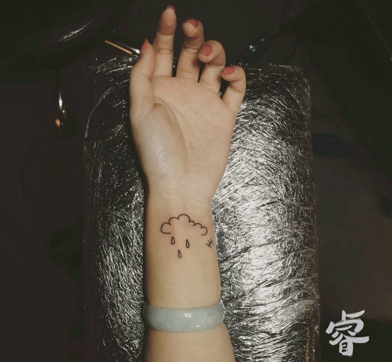 小清新云朵纹身图片