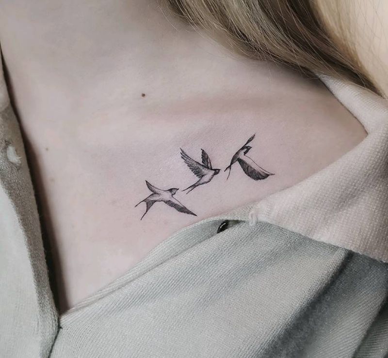 燕子纹身图片_水墨纹身图案