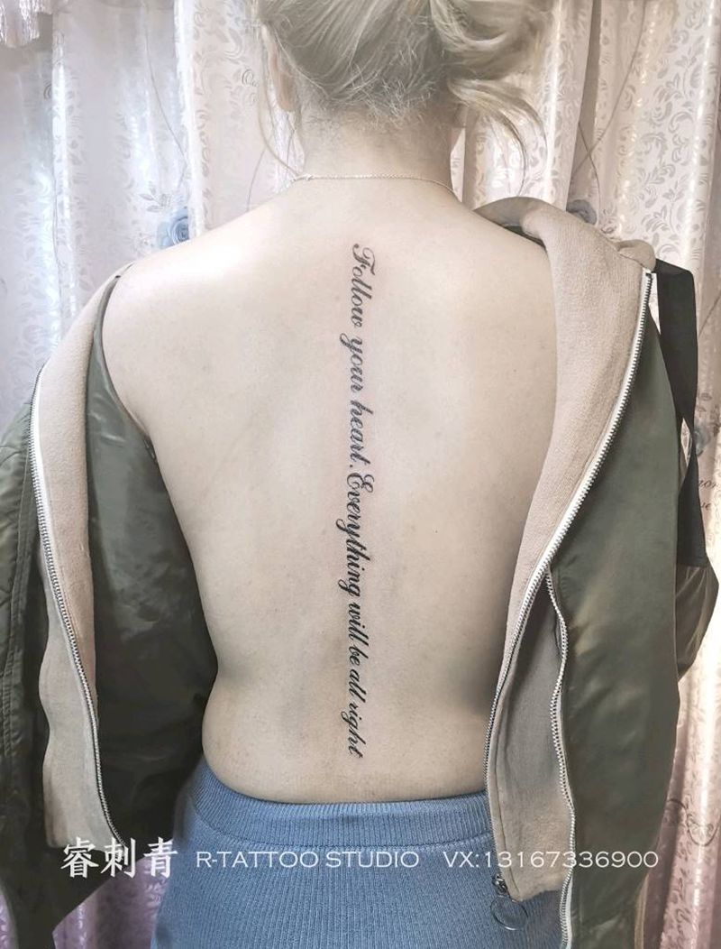 字母纹身图片