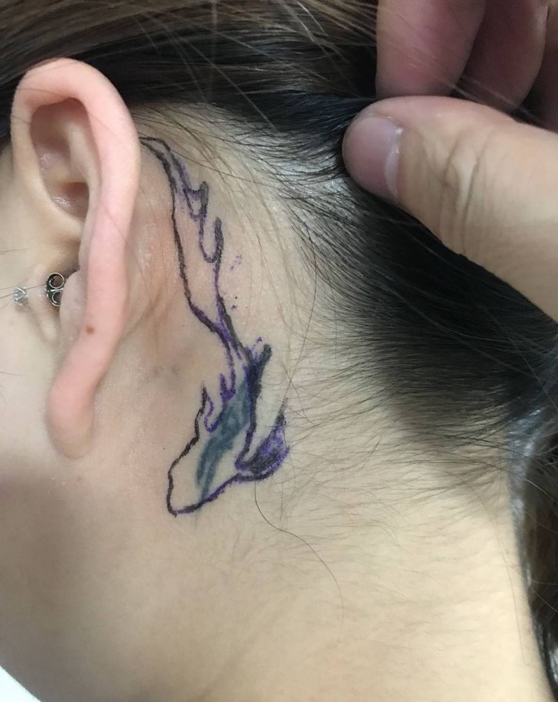 耳后遮盖纹身图片
