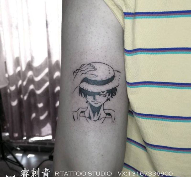路飞纹身图片
