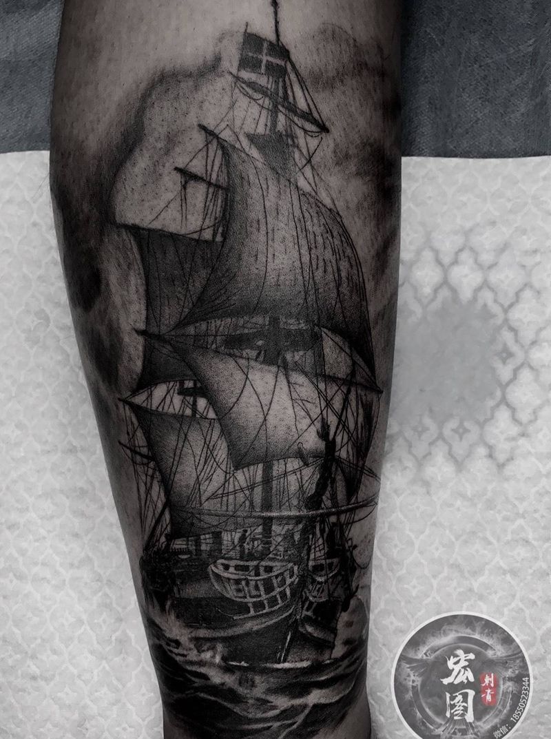 帆船纹身图片_脚部腿部欧美写实纹身图案