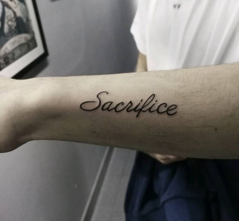 小字母纹身图片