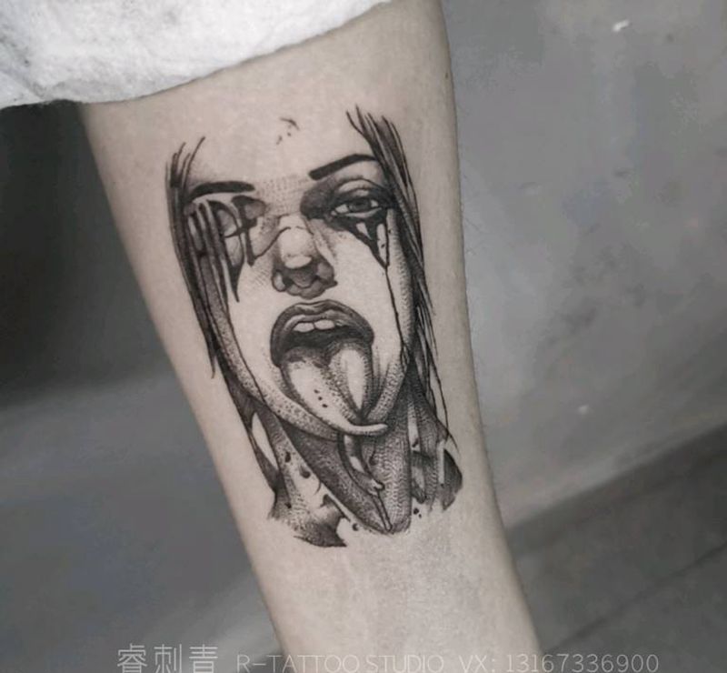 暗黑风纹身图片_手臂点刺欧美写实纹身图案