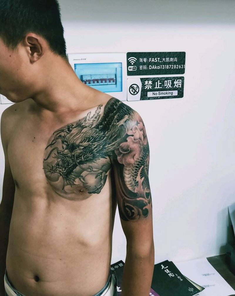 半甲纹身图片_肩部纹身图案