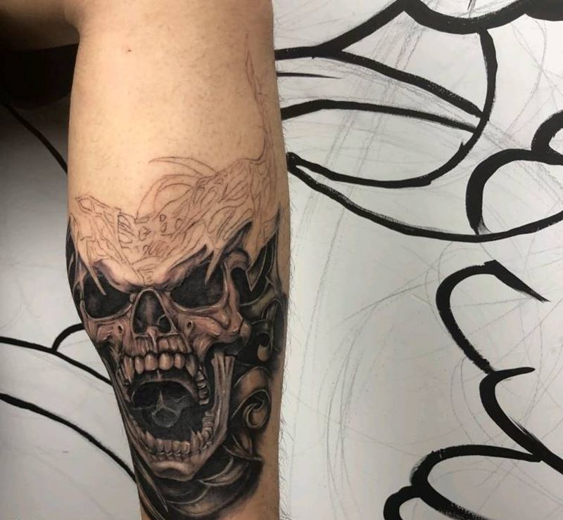 骷髅纹身图片_腿部欧美写实骷髅纹身图案