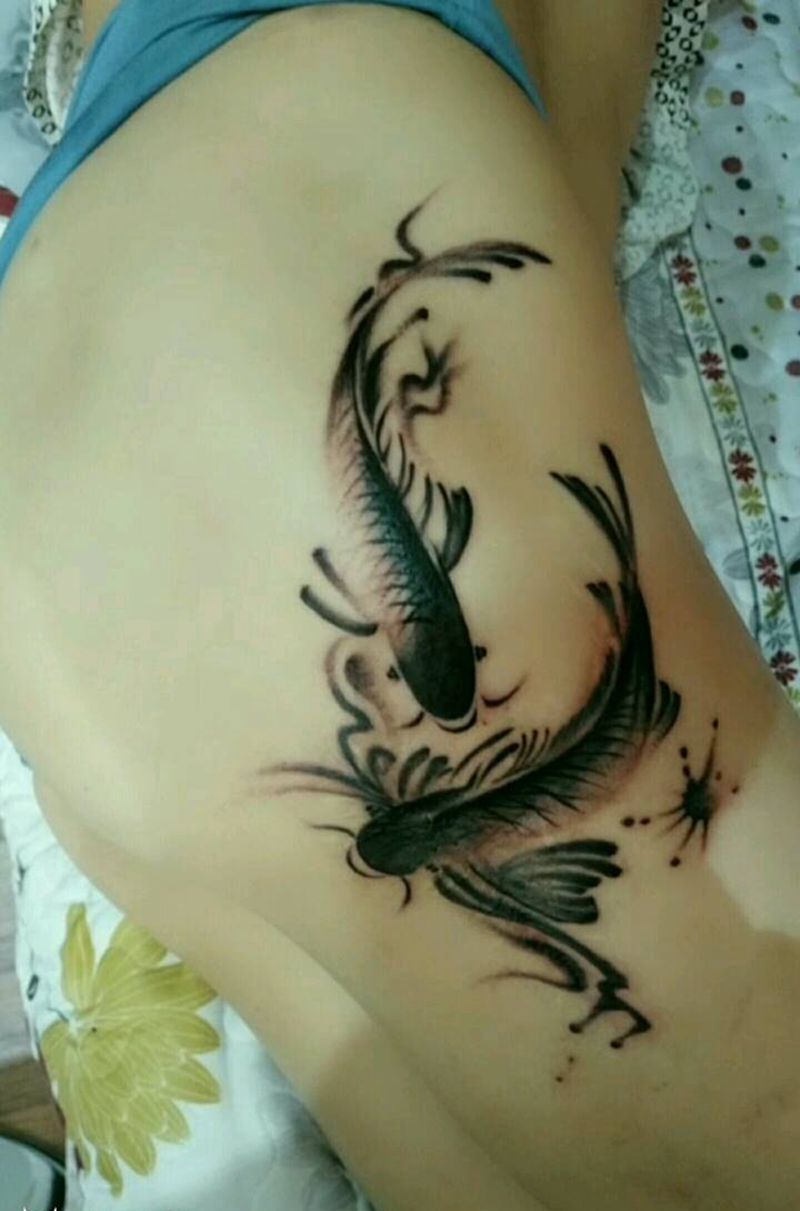 阴阳鱼纹身图片