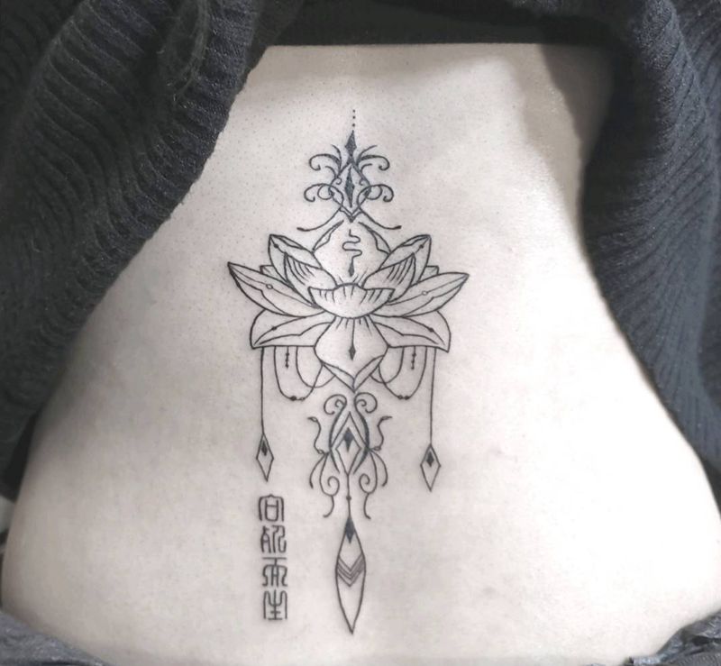 莲花纹身图片