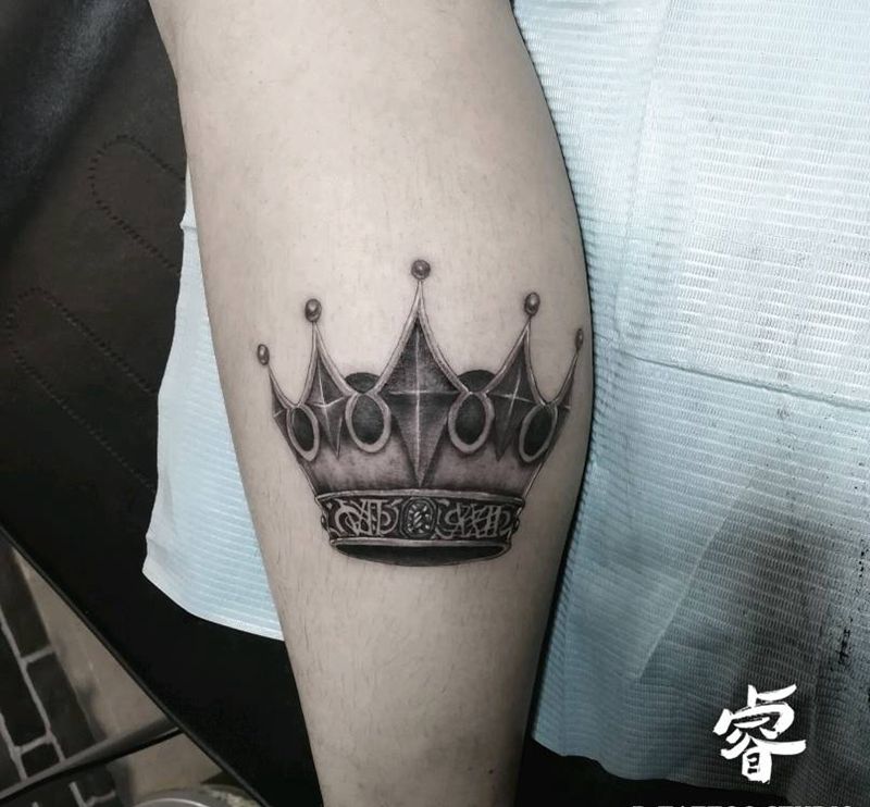 皇冠纹身图片