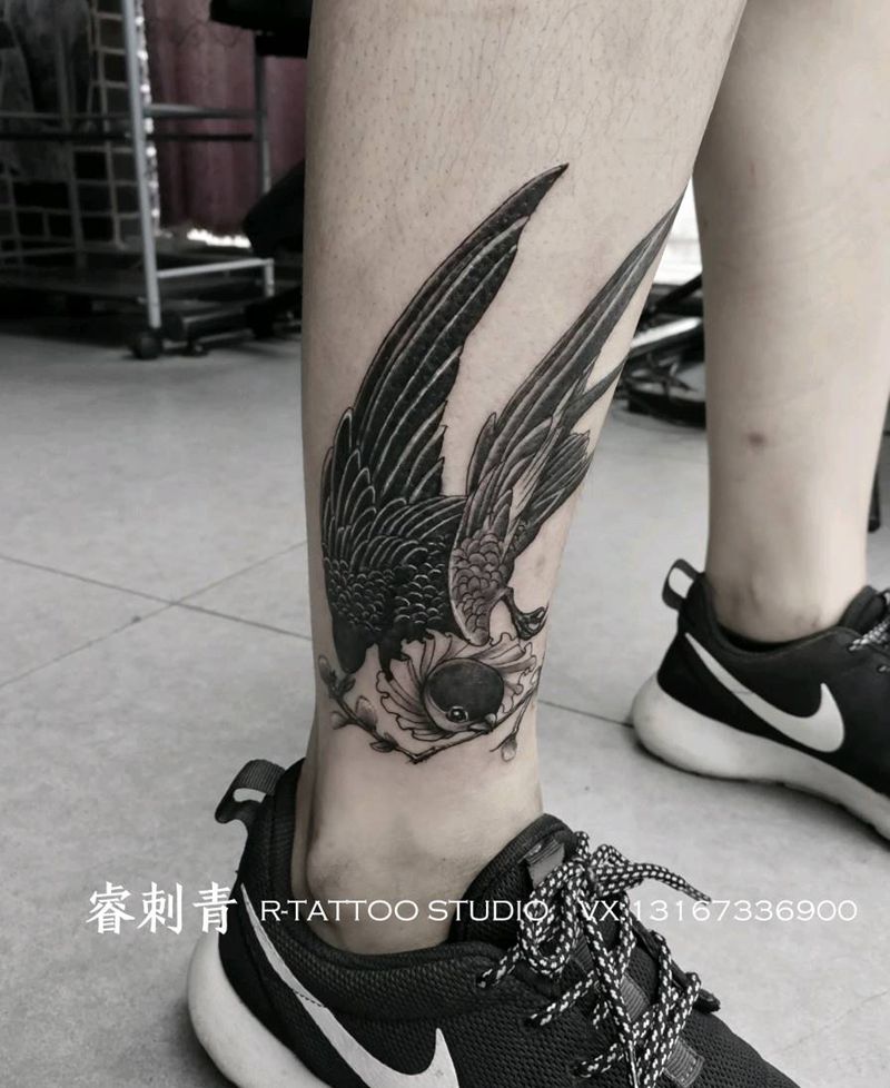 燕子遮盖旧纹身纹身图片