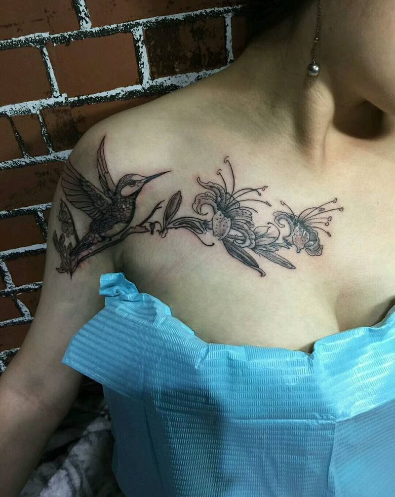 美女疤痕遮盖纹身图片