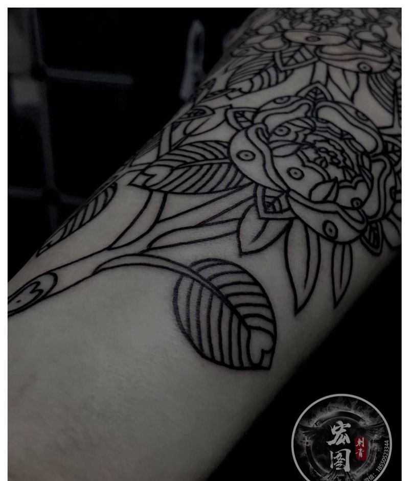 school，未完待续纹身图片_成品手臂手部习俗欧美植物静物纹身图案