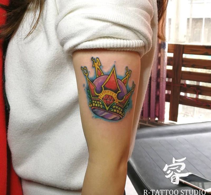 皇冠遮盖纹身图片