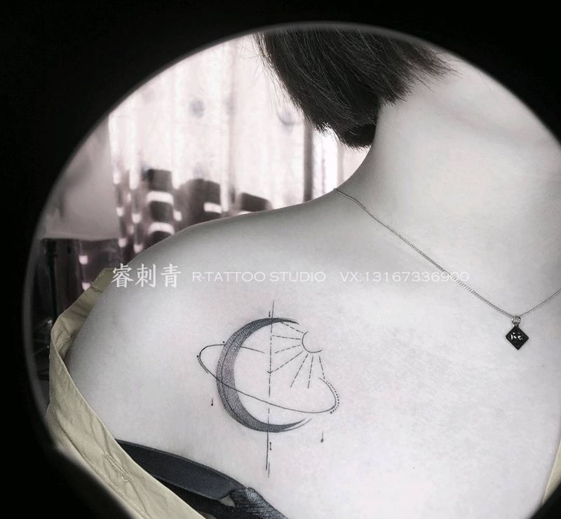 几何月亮纹身图片_几何纹身图案