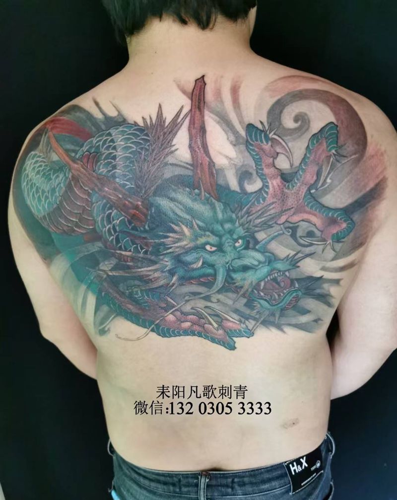 龙纹身图片_肩部纹身图案