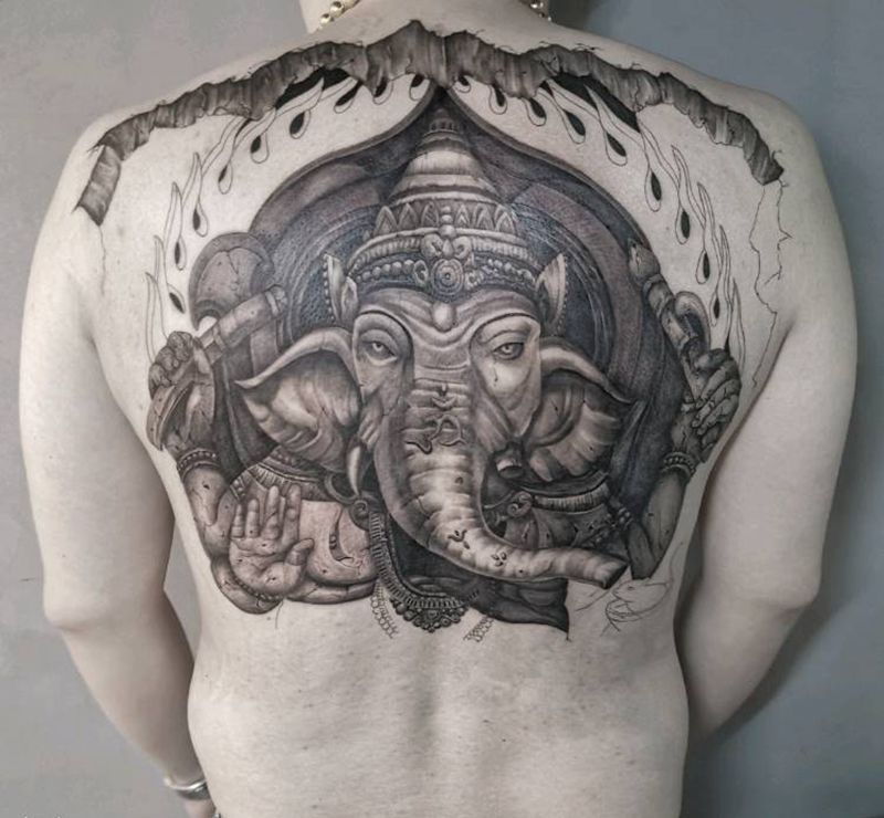 象神未完成纹身图片_背部新传统欧美写实纹身图案
