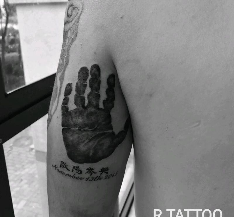 孩子手印纹身图片