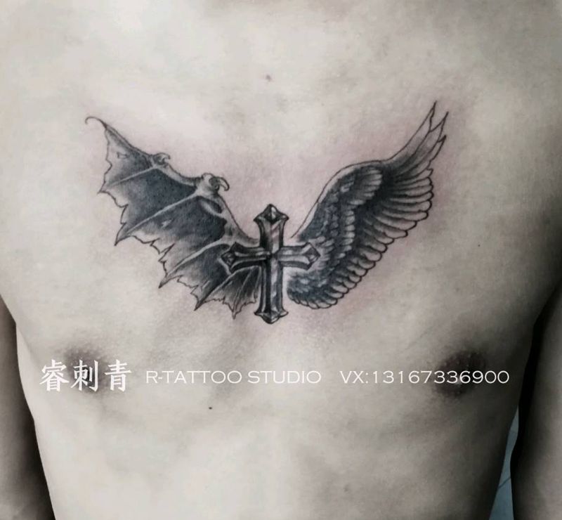 翅膀十字架纹身图片
