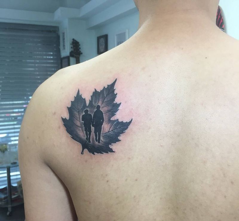 情侣枫叶纹身图片