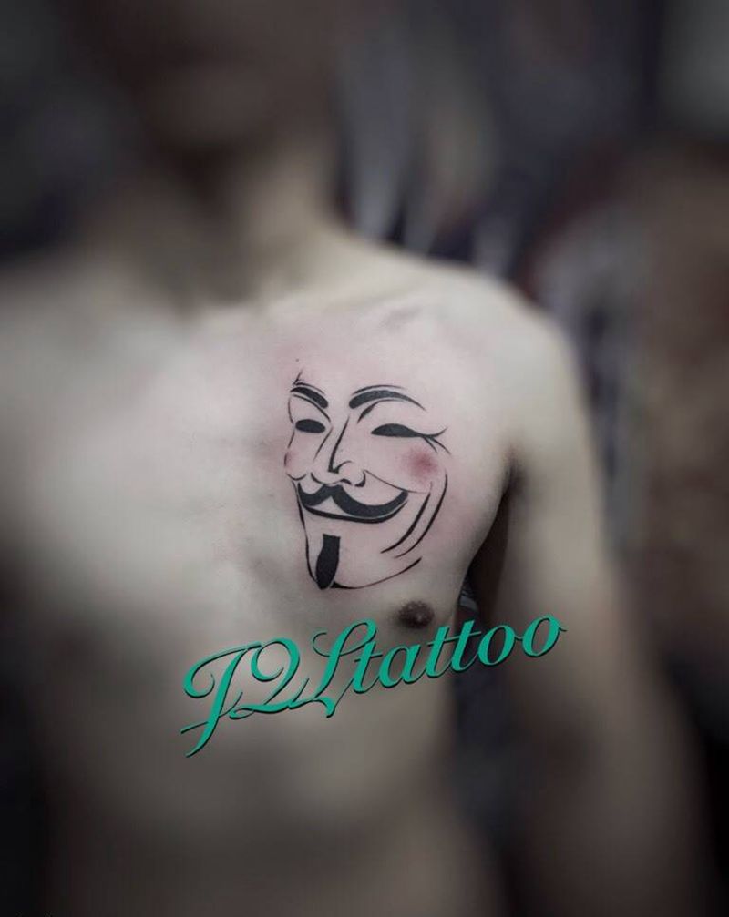 V纹身图片_成品胸部清新人物纹身图案