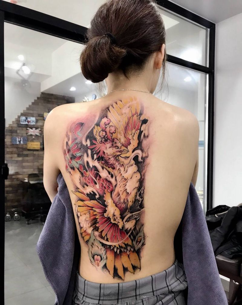 半背传统彩色凤凰纹身图片