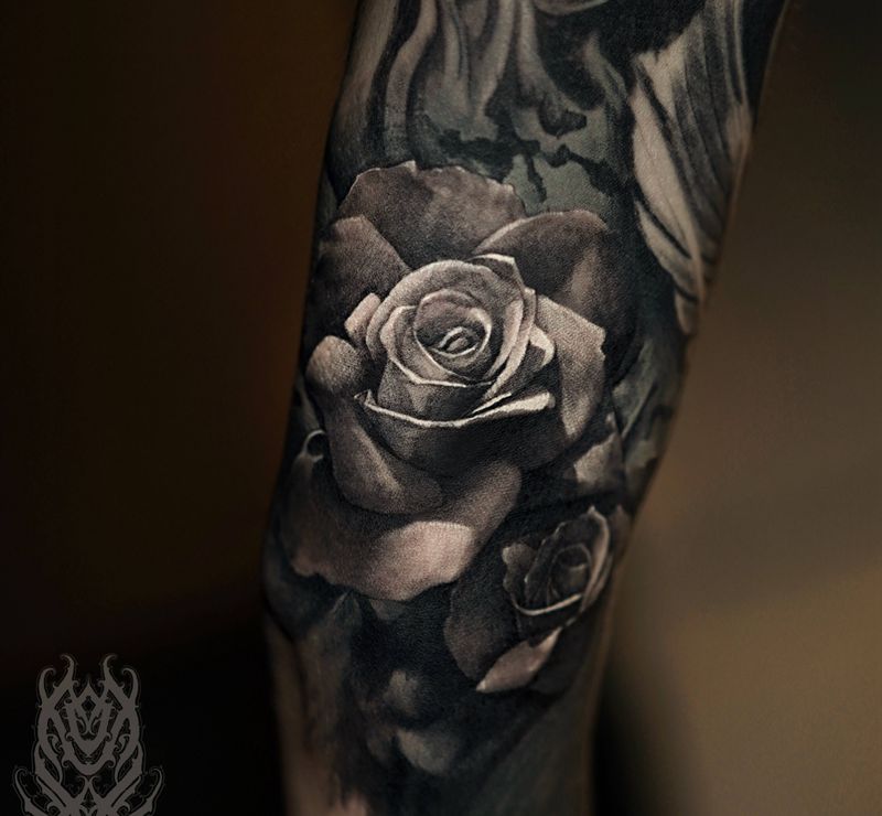 很爽的添新By:穆萨纹身图片_欧美写实纹身图案