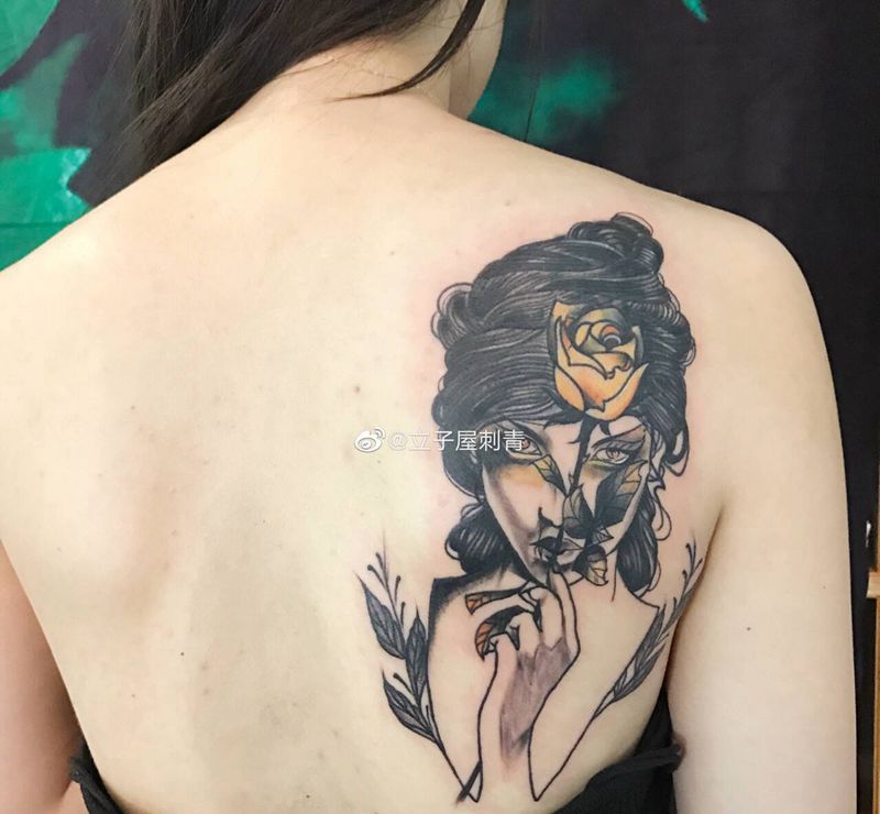 遮盖纹身图片_背部New School纹身图案