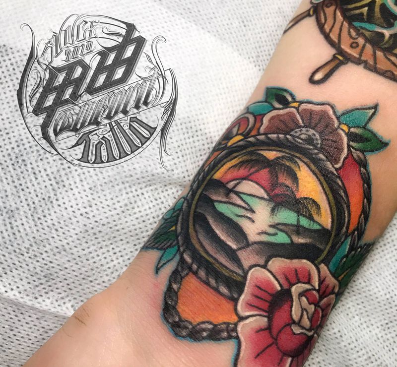 夏威夷风格纹身图片_手臂Old School纹身图案