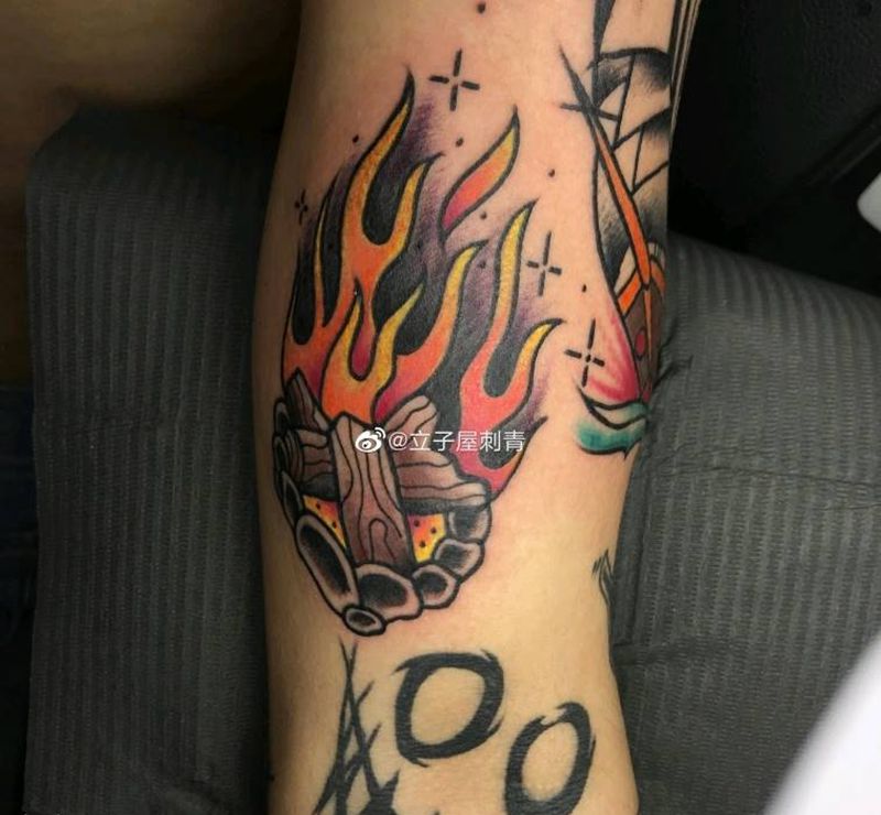 old school拼接纹身图片_手臂Old School纹身图案