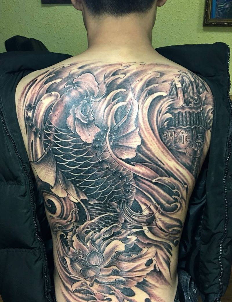 鲤鱼跳龙门纹身图片