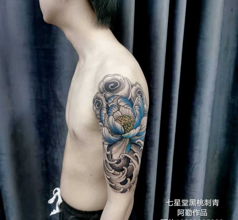 传统半臂纹身图片_手臂手部新传统水彩纹身图案