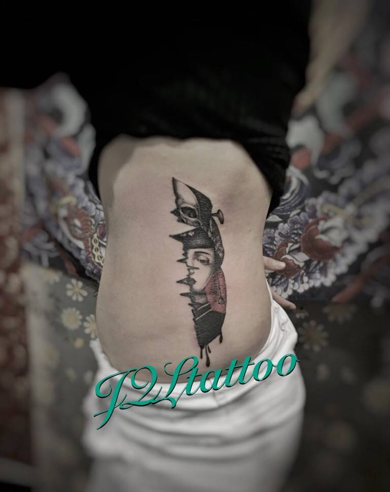 改图纹身图片_腰部写实肖像人物纹身图案