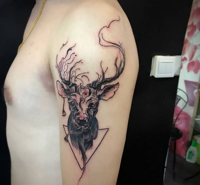 麋鹿纹身图片_成品手臂欧美习俗动物静物图腾纹身图案