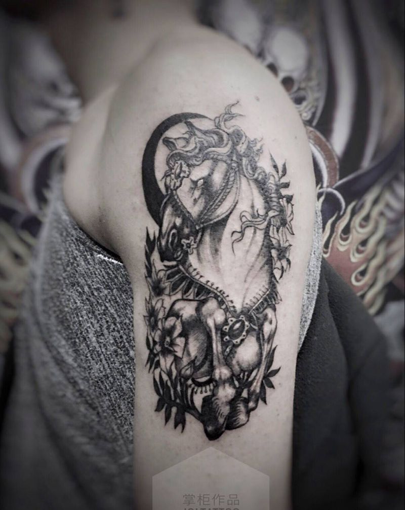 马纹身图片_成品手臂欧美写实动物纹身图案