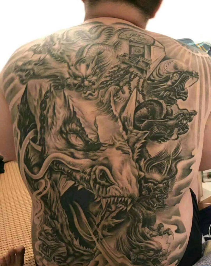 2016年作品九龙拉棺纹身图片_新传统纹身图案