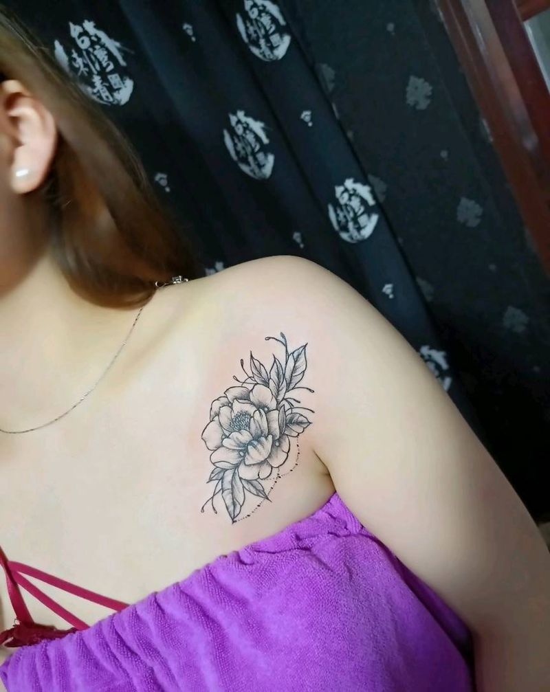 素花纹身图片_肩部纹身图案