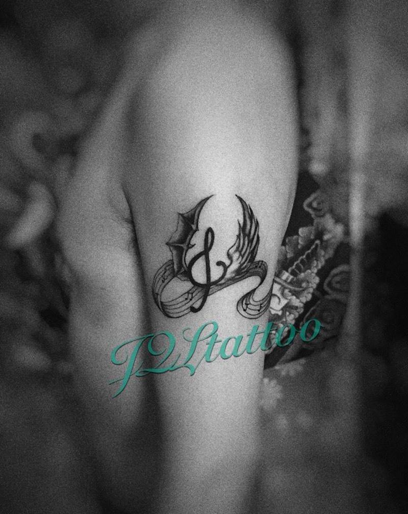 小图纹身图片_成品手臂清新图腾纹身图案