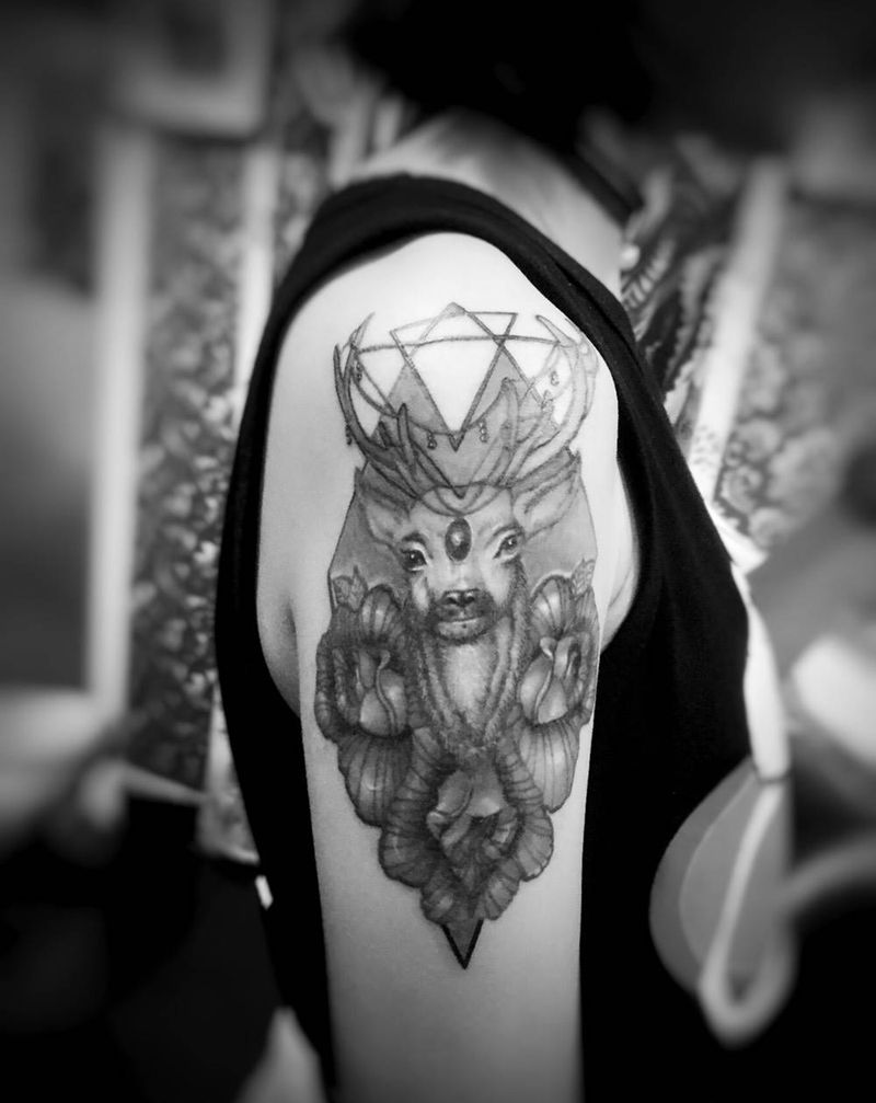 老纹身修改纹身图片_成品手臂手部欧美动物纹身图案