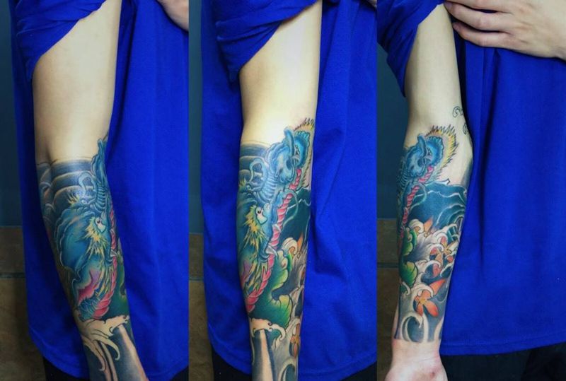 传统包小臂遮盖纹身图片